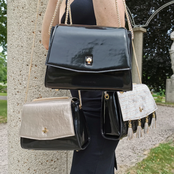 バッグベース : グレープレザー Black